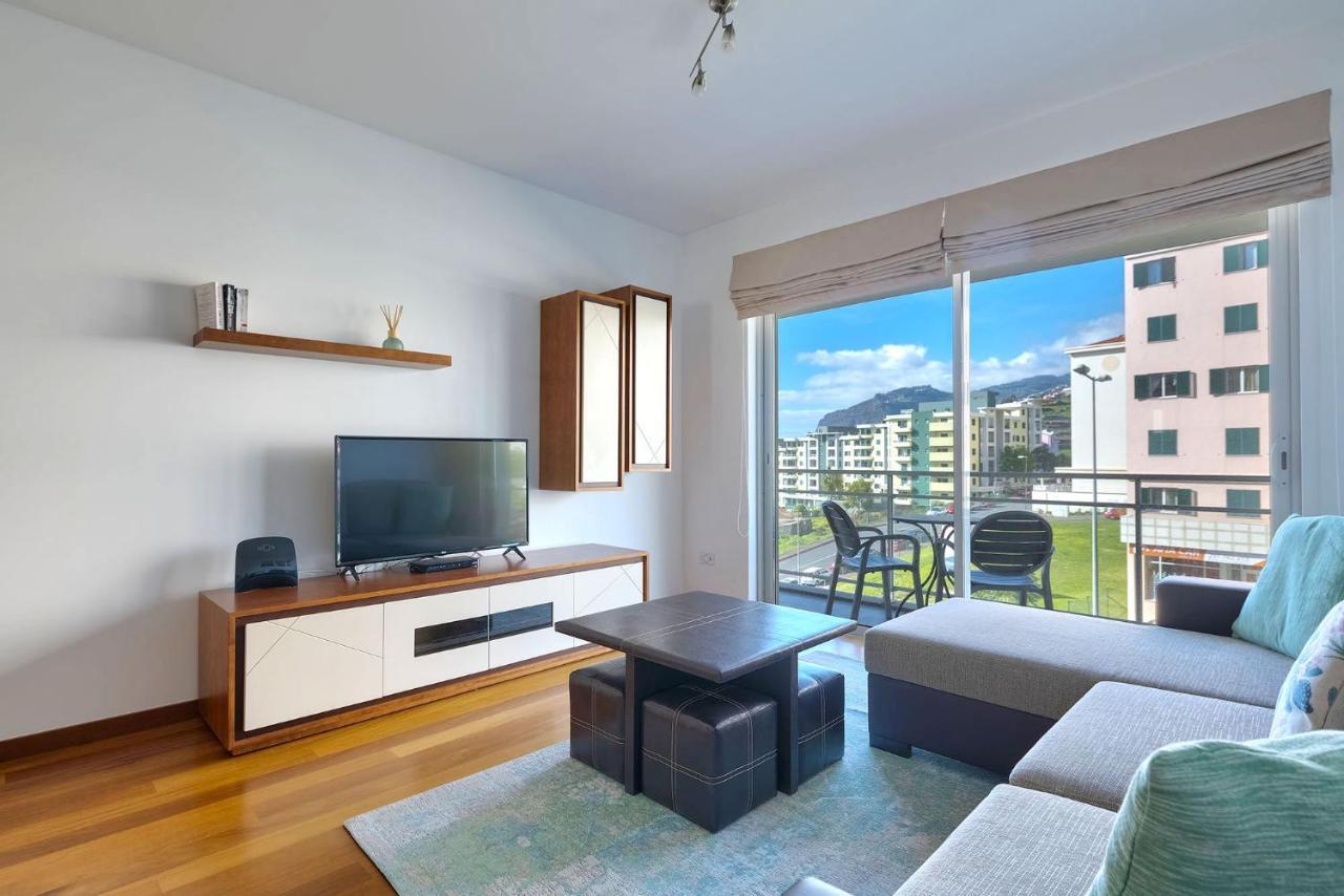 Blue Sky Apartment With Pool By Hr Madeira Funchal  Buitenkant foto