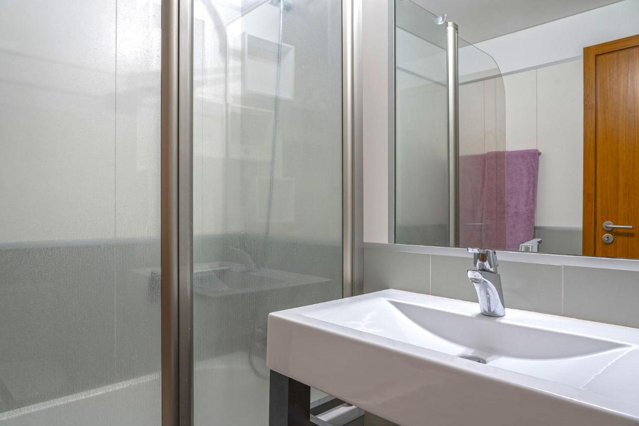 Blue Sky Apartment With Pool By Hr Madeira Funchal  Buitenkant foto