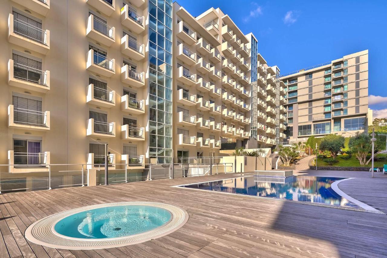 Blue Sky Apartment With Pool By Hr Madeira Funchal  Buitenkant foto