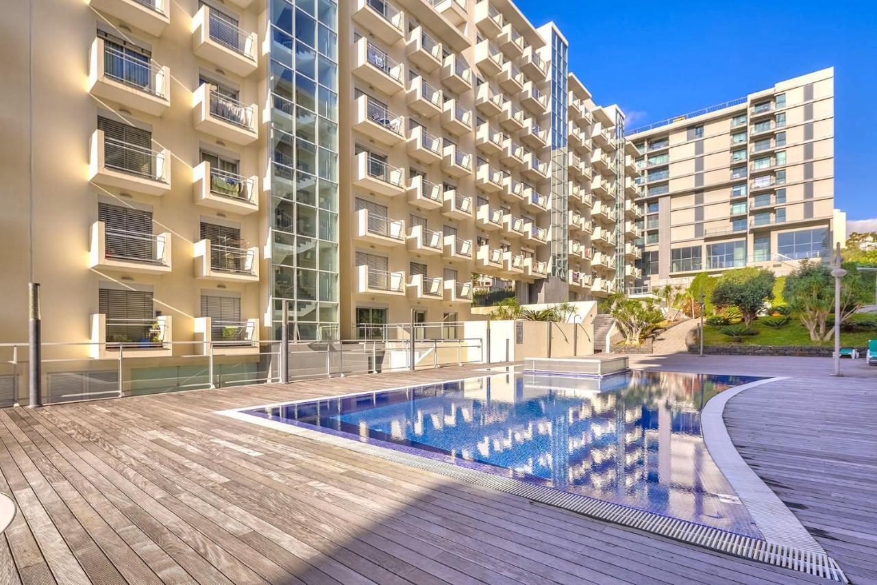 Blue Sky Apartment With Pool By Hr Madeira Funchal  Buitenkant foto